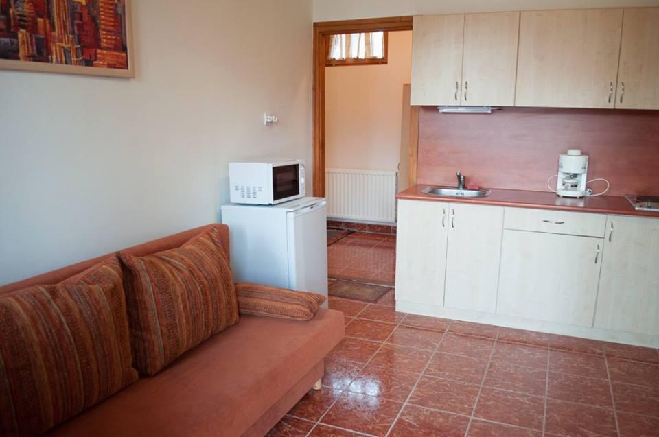 Bornemisza Kuria Apartamento Tiszabecs Exterior foto